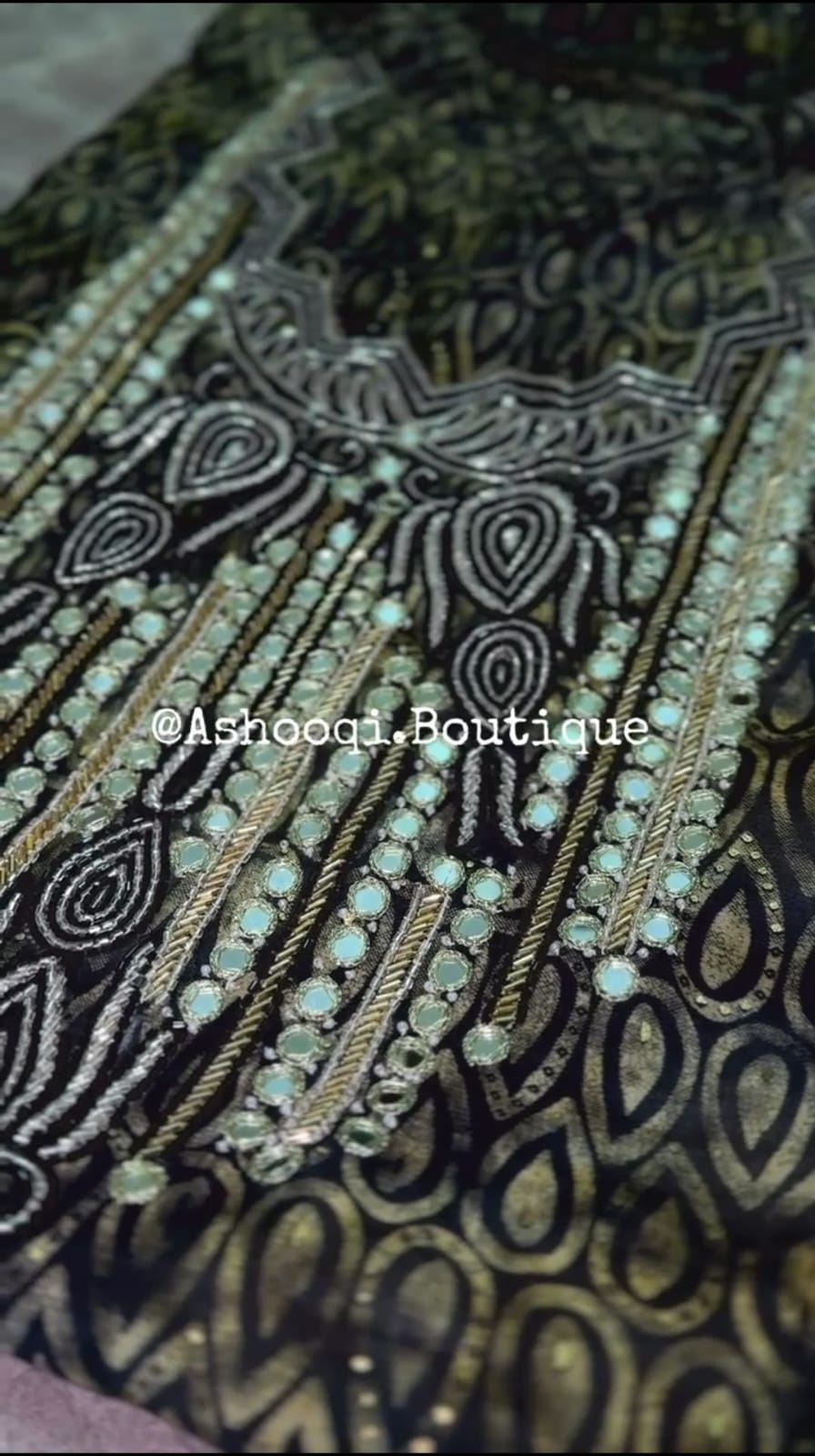 Cotton Muzari With Shella – The Ultimate Boutique Handwork Collection