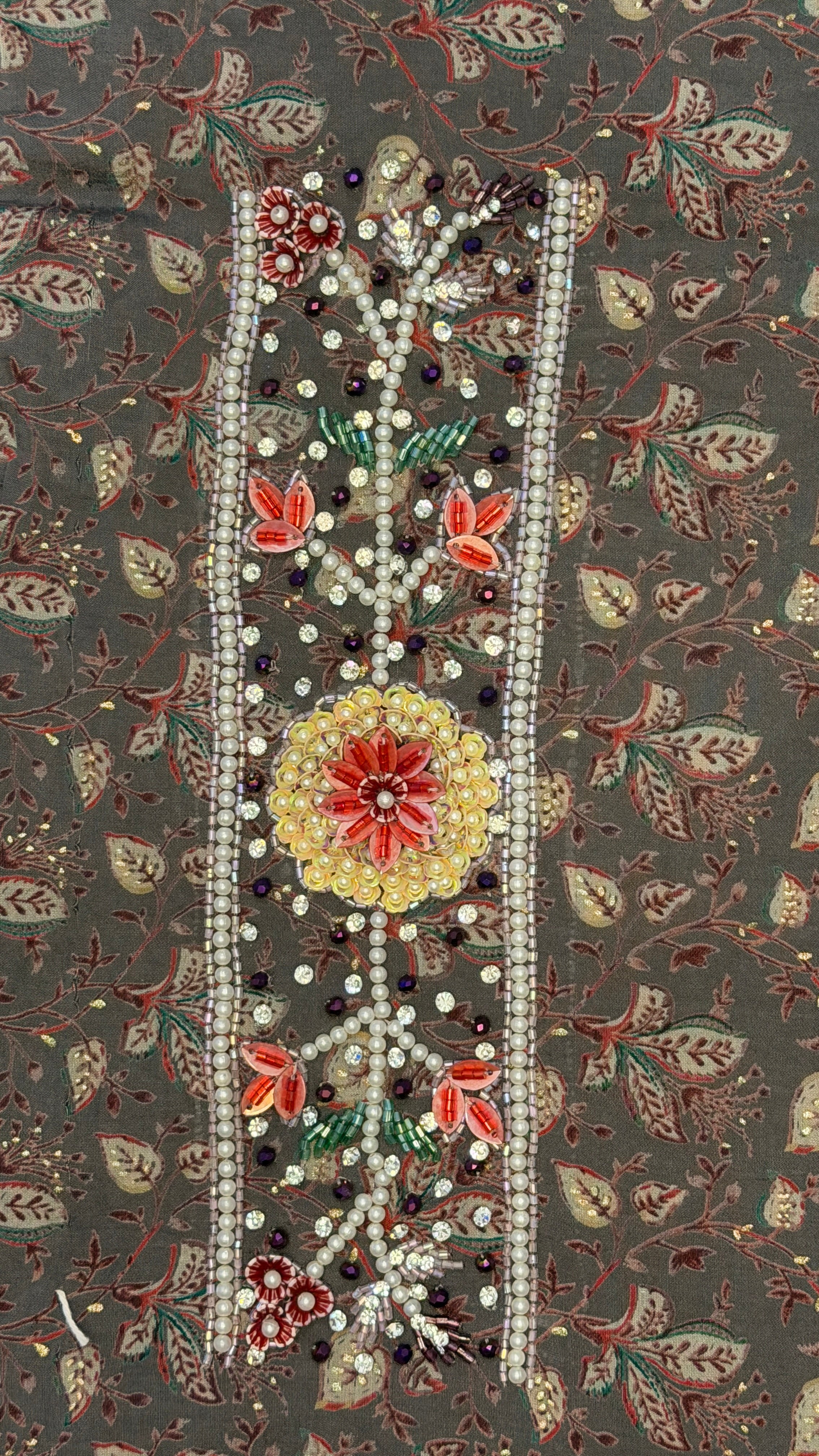 Cotton Muzari With Shella – The Ultimate Boutique Handwork Collection